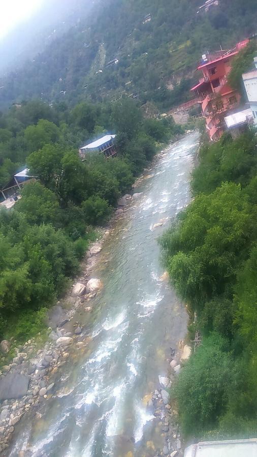 Hotel Mansarovar Banjār Exteriér fotografie