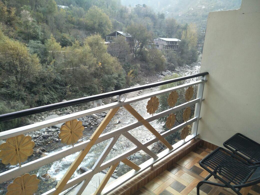 Hotel Mansarovar Banjār Exteriér fotografie